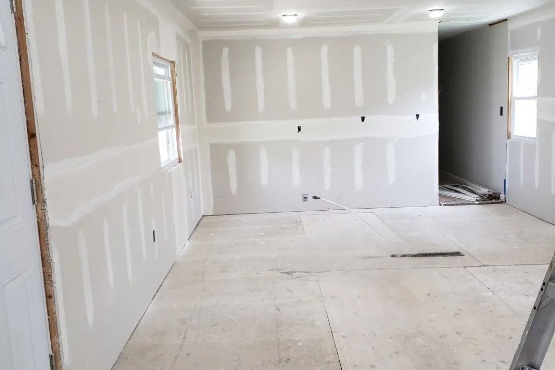 Drywall taping services for smooth walls and ceilings